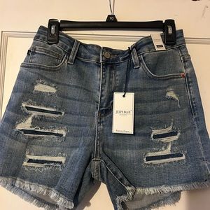 Judy Blue Mid Rise shorts
